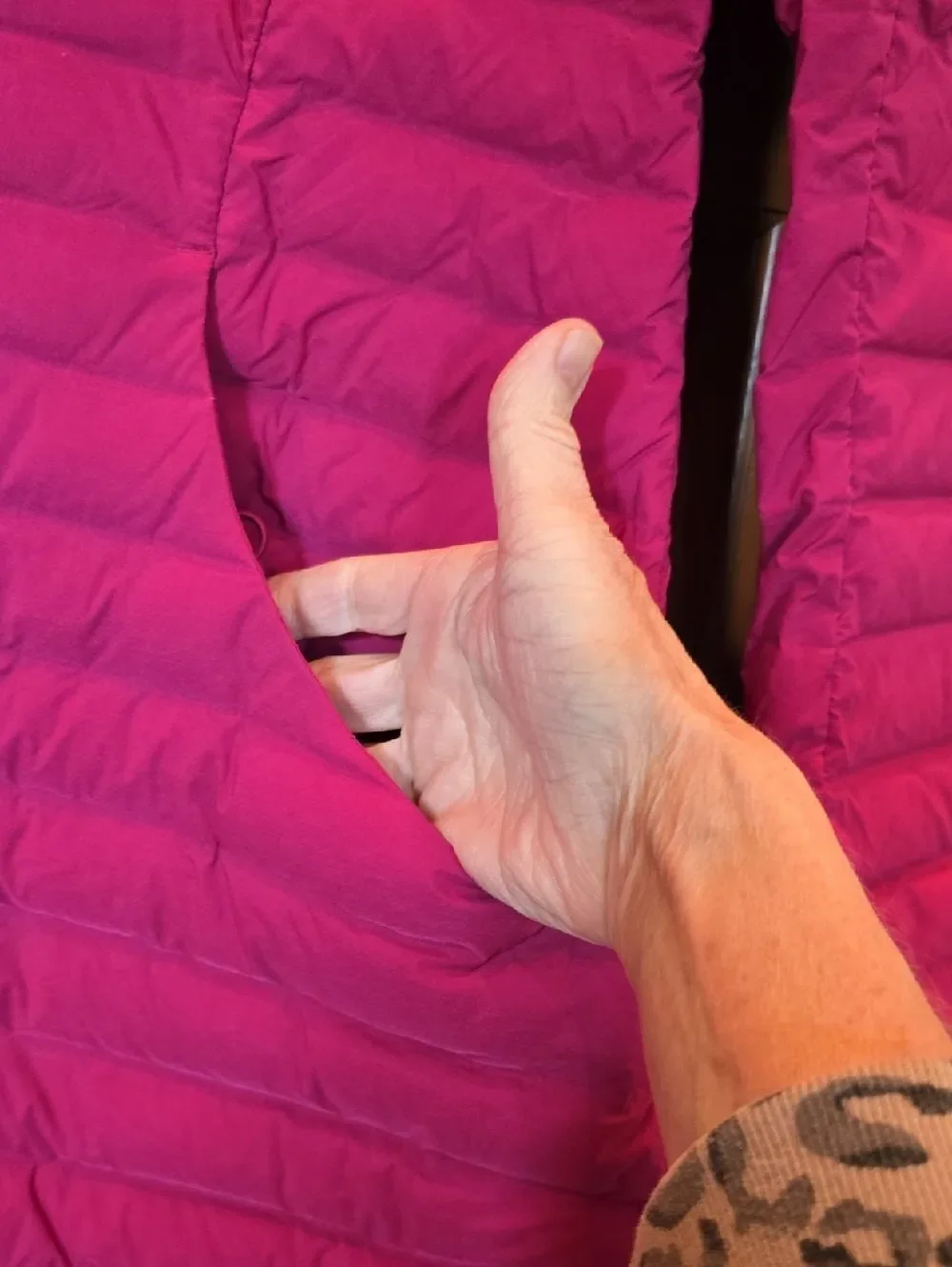 lululemon athletica Women's Long Quilted Puffer Jacket - Fuchsia. NWOT! SIZE 10